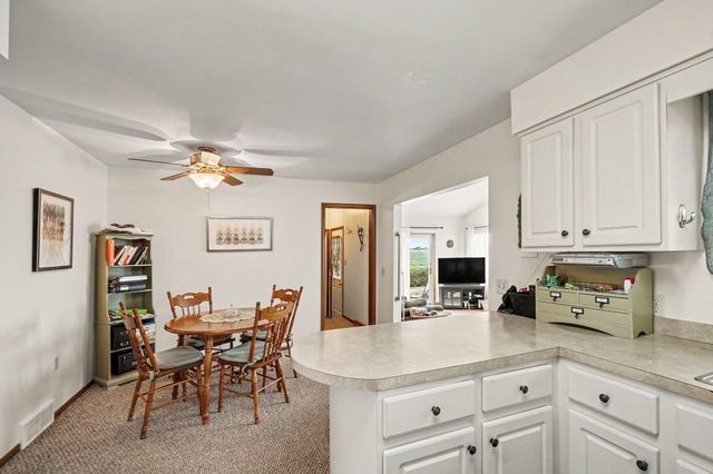 860 N Knight Road, Essexville, MI 48732