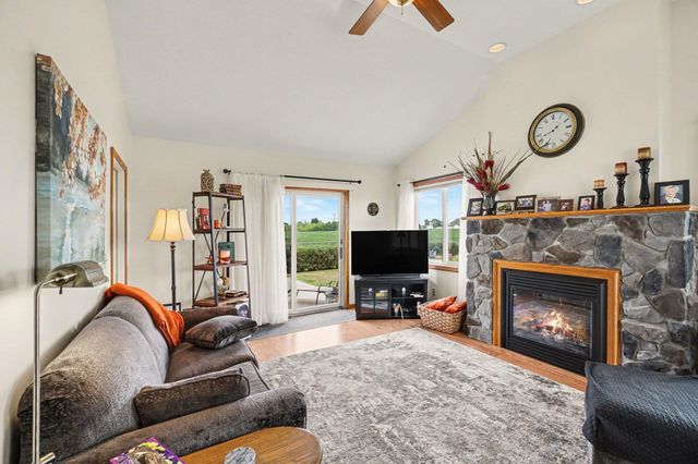 860 N Knight Road, Essexville, MI 48732