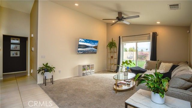 1133 Avenida Del Rio, San Jacinto, CA 92582