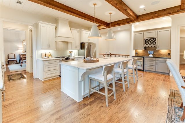 6325 Woodlands Trail Place, Tuscaloosa, AL 35406
