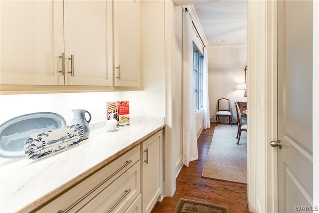 6325 Woodlands Trail Place, Tuscaloosa, AL 35406