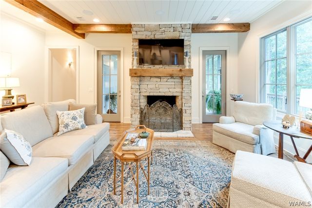 6325 Woodlands Trail Place, Tuscaloosa, AL 35406