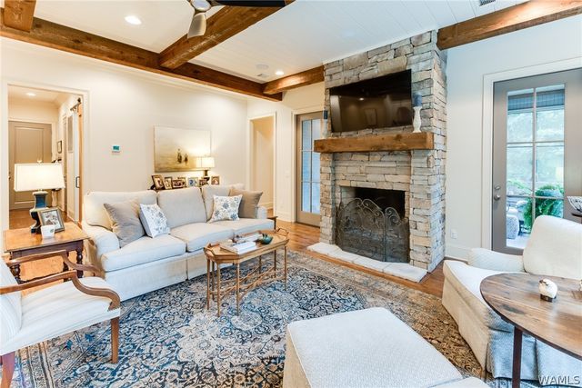 6325 Woodlands Trail Place, Tuscaloosa, AL 35406