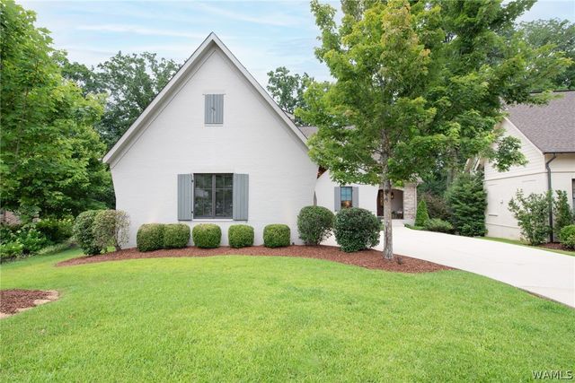 6325 Woodlands Trail Place, Tuscaloosa, AL 35406