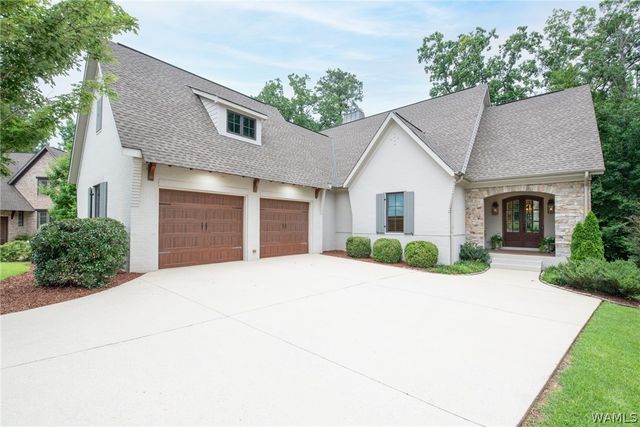 6325 Woodlands Trail Place, Tuscaloosa, AL 35406