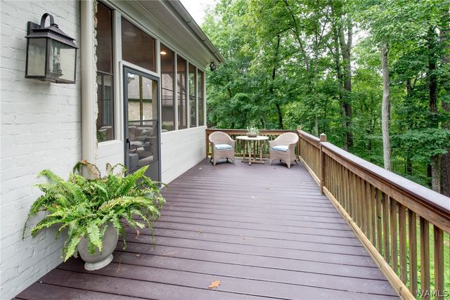 6325 Woodlands Trail Place, Tuscaloosa, AL 35406
