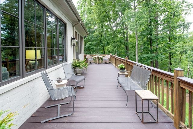 6325 Woodlands Trail Place, Tuscaloosa, AL 35406