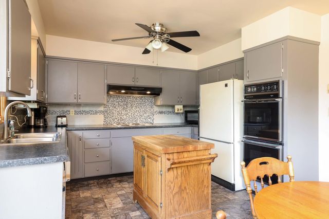 3305 18th Avenue NW, Rochester, MN 55901