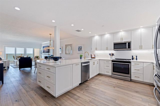 1586 GULF BOULEVARD 2501, Clearwater Beach, FL 33767