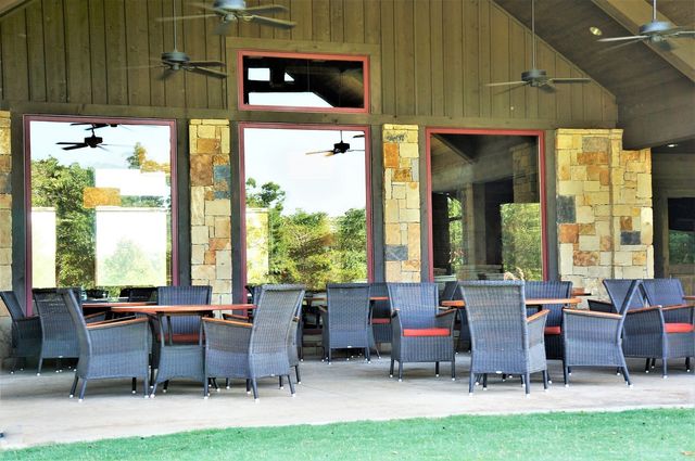 573 Sycamore Hills Loop, Gordonville, TX 76245