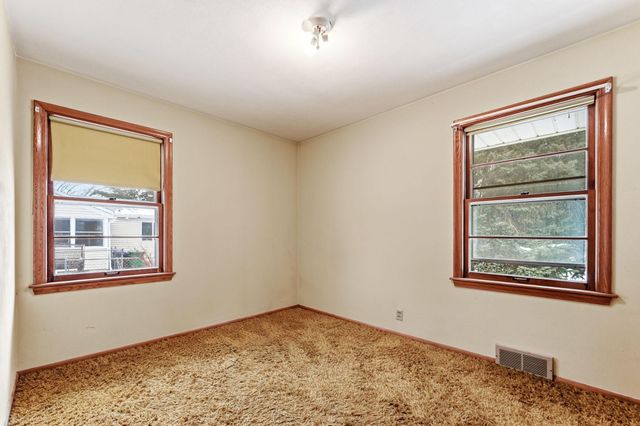 2972 Woodbridge Street, Roseville, MN 55113