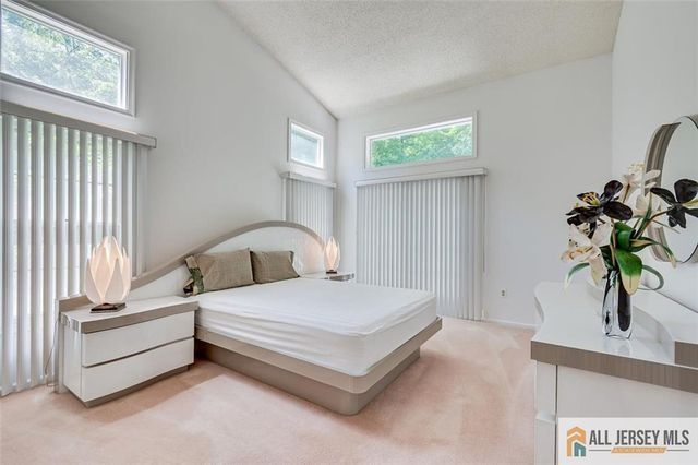 2 Mimosa Court, South Brunswick, NJ 08540