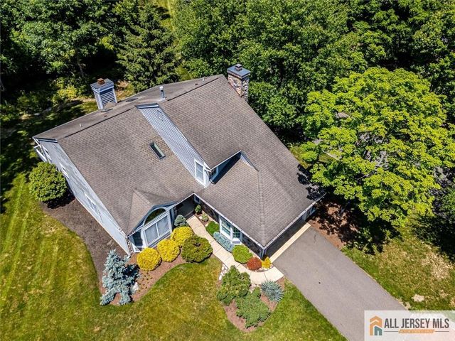 2 Mimosa Court, South Brunswick, NJ 08540