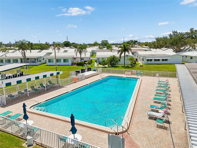 9771 37TH STREET N, Pinellas Park, FL 33782