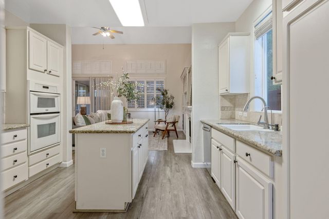 1608 N Oliveto Court, Visalia, CA 93291