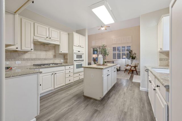 1608 N Oliveto Court, Visalia, CA 93291