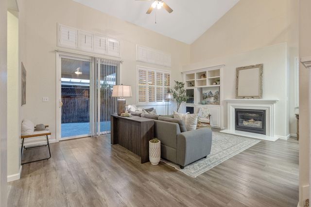 1608 N Oliveto Court, Visalia, CA 93291