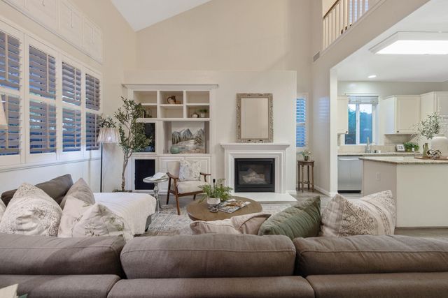 1608 N Oliveto Court, Visalia, CA 93291