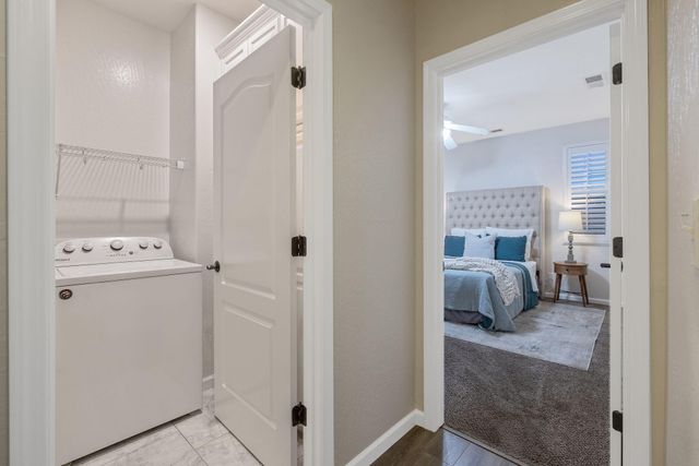 1608 N Oliveto Court, Visalia, CA 93291