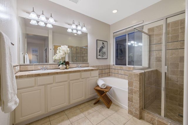 1608 N Oliveto Court, Visalia, CA 93291