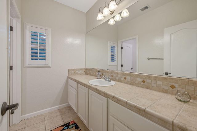 1608 N Oliveto Court, Visalia, CA 93291