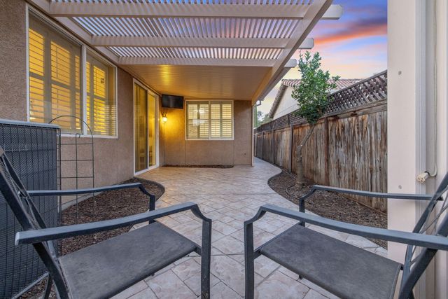 1608 N Oliveto Court, Visalia, CA 93291