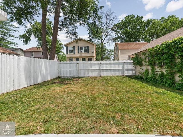 212 University Avenue, Metuchen, NJ 08840