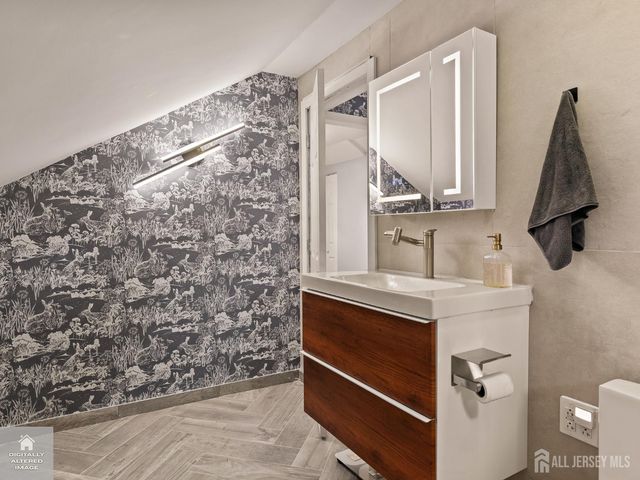 212 University Avenue, Metuchen, NJ 08840