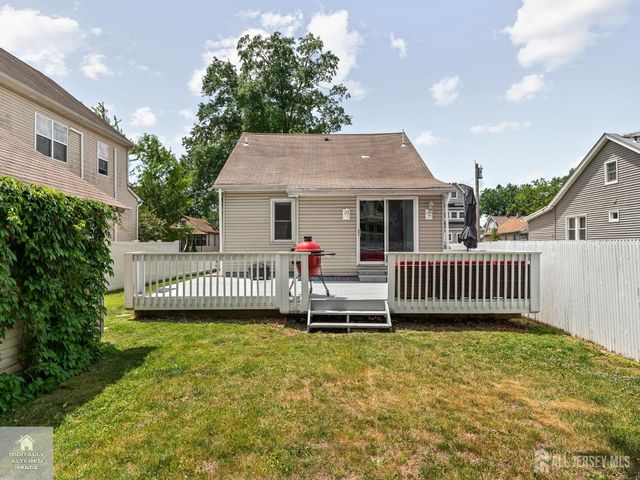 212 University Avenue, Metuchen, NJ 08840