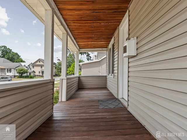 212 University Avenue, Metuchen, NJ 08840