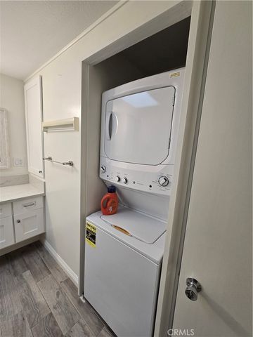 1470 Homewood Road 90G, Seal Beach, CA 90740