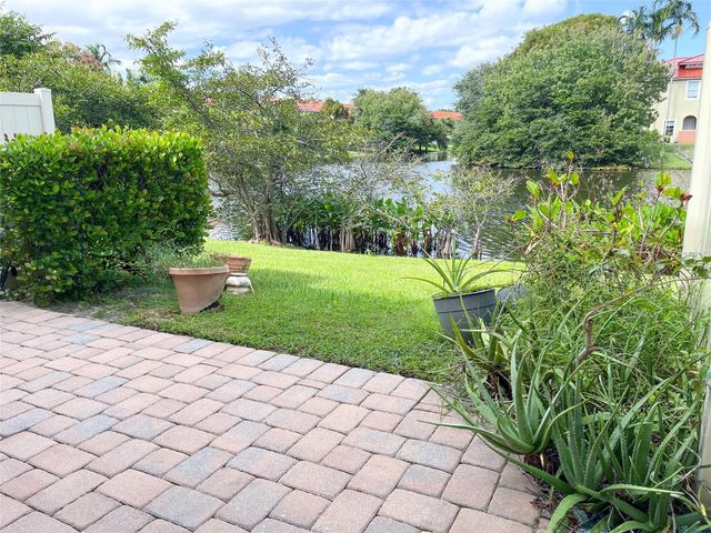 291 Lake Monterey Circle, Boynton Beach, FL 33426