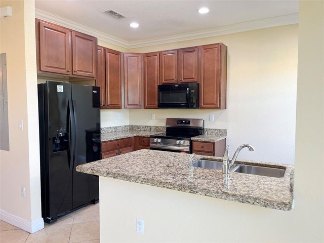 291 Lake Monterey Circle, Boynton Beach, FL 33426