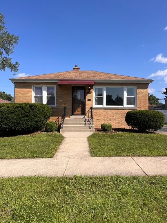 2714 W 97th Street, Evergreen Park, IL 60805