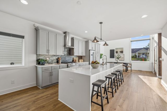 2160 Byrum Ave, Nashville, TN 37203