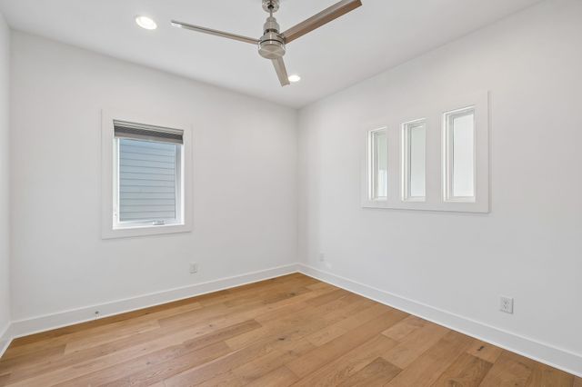 2160 Byrum Ave, Nashville, TN 37203