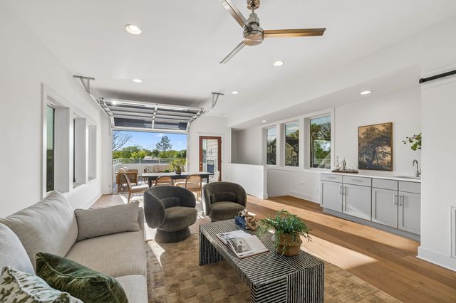 2160 Byrum Ave, Nashville, TN 37203