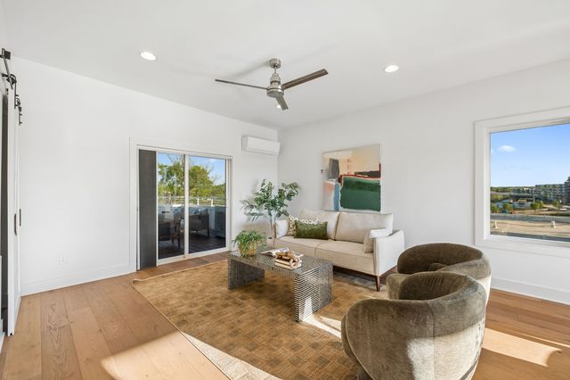 2160 Byrum Ave, Nashville, TN 37203