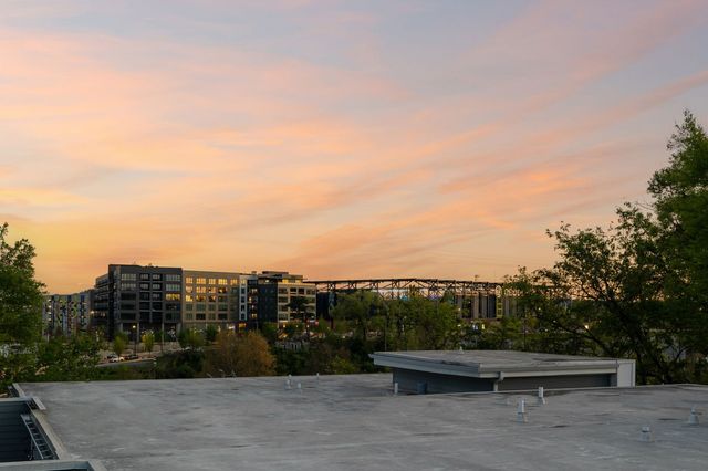 2160 Byrum Ave, Nashville, TN 37203