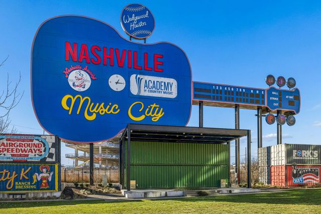 2160 Byrum Ave, Nashville, TN 37203