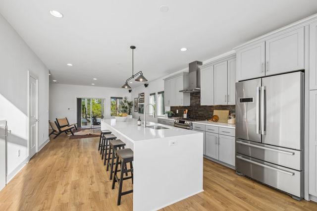 2160 Byrum Ave, Nashville, TN 37203