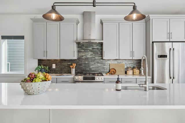 2160 Byrum Ave, Nashville, TN 37203