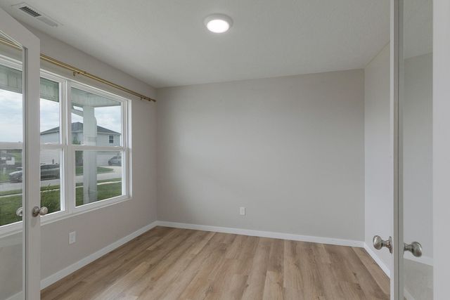 1145 E Manitou Court, Nixa, MO 65714