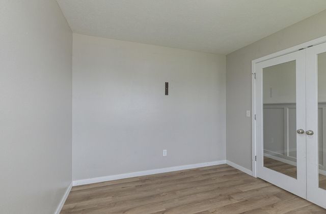 1145 E Manitou Court, Nixa, MO 65714