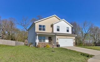 1145 E Manitou Court, Nixa, MO 65714