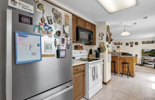 527 Warwick Lane, Pickerington, OH 43147