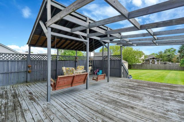 527 Warwick Lane, Pickerington, OH 43147