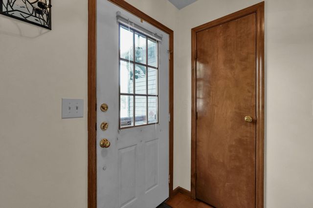 527 Warwick Lane, Pickerington, OH 43147