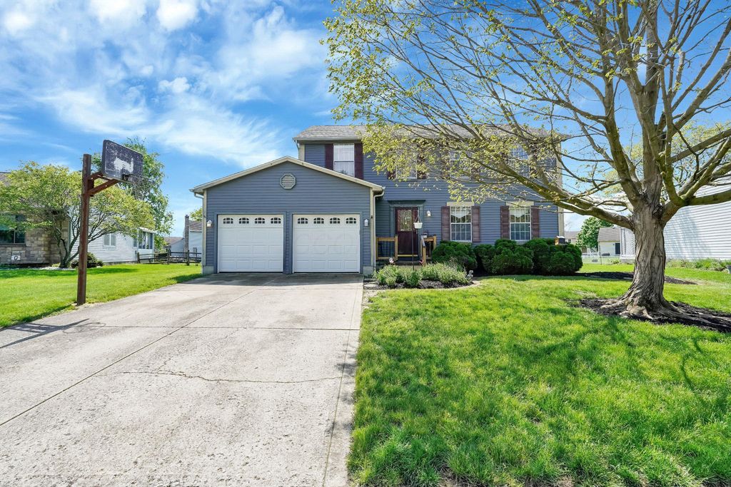 527 Warwick Lane, Pickerington, OH 43147