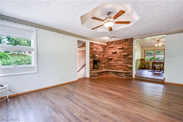 8905 Spring Valley Drive, Mentor, OH 44060